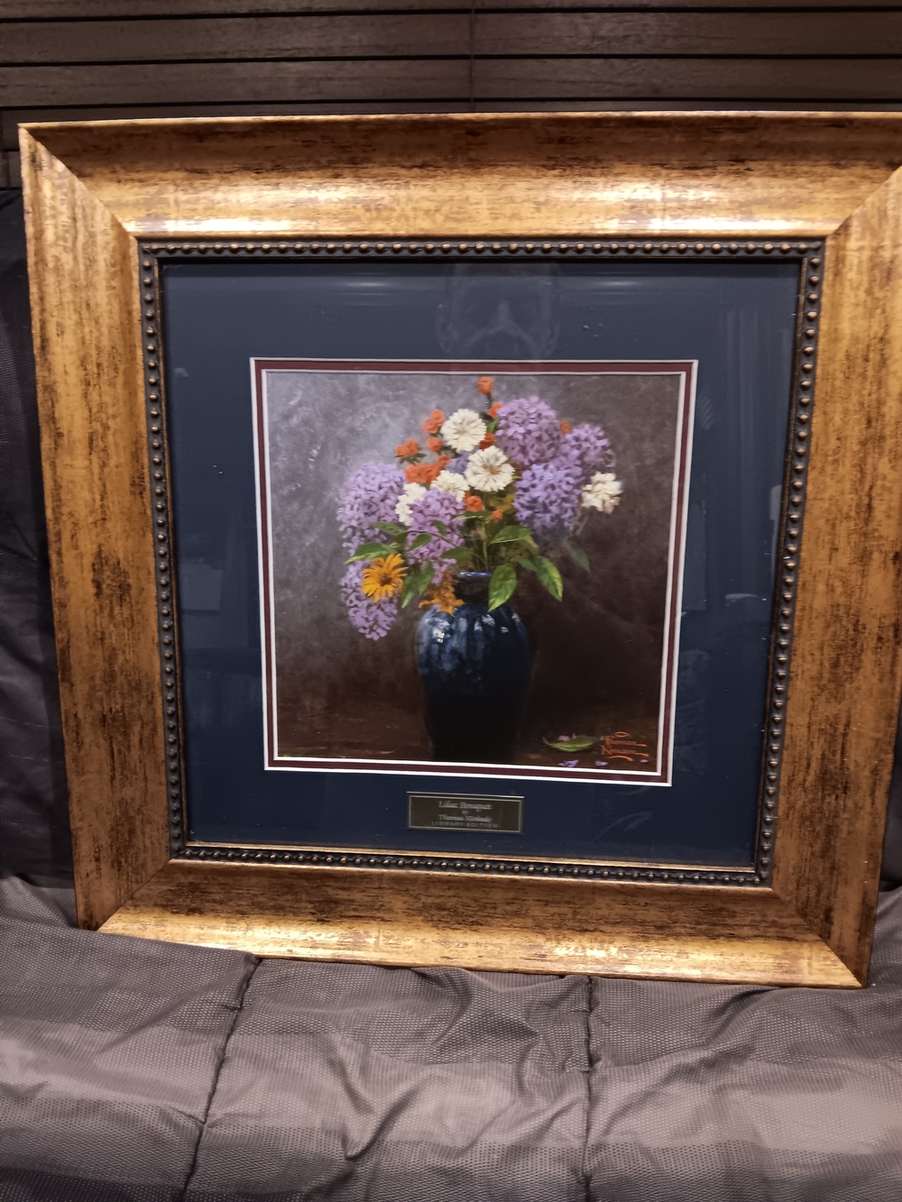 Home Interiors Thoms Kinkade Lilac Bouquet.